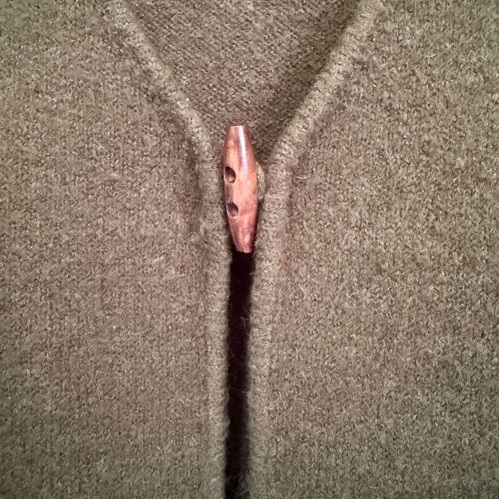 Moss Green Open-Front Women’s Sweater Cardigan - Picture 5 of 13